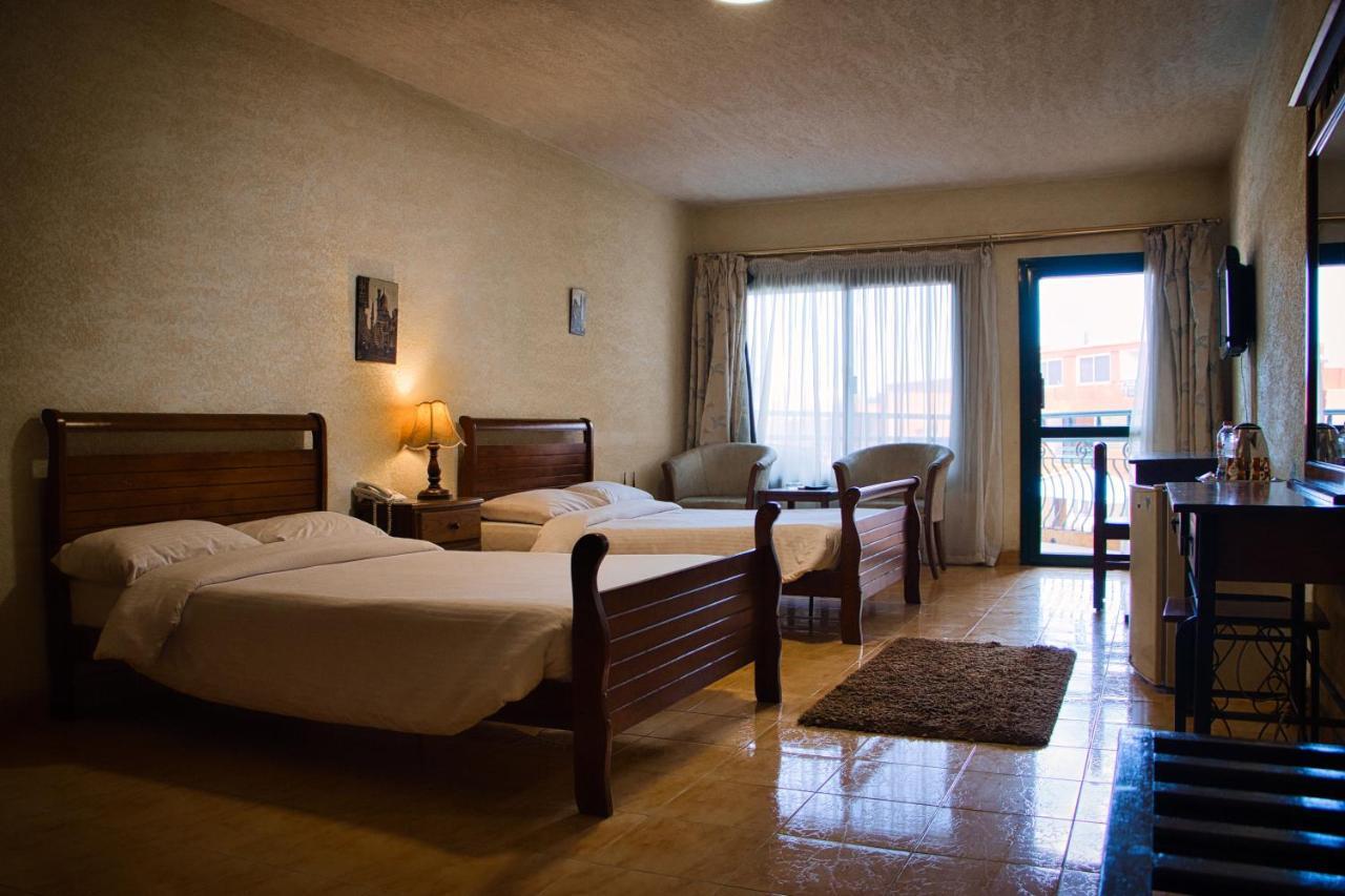 Adham Compound Hotel King Mariout Exterior photo